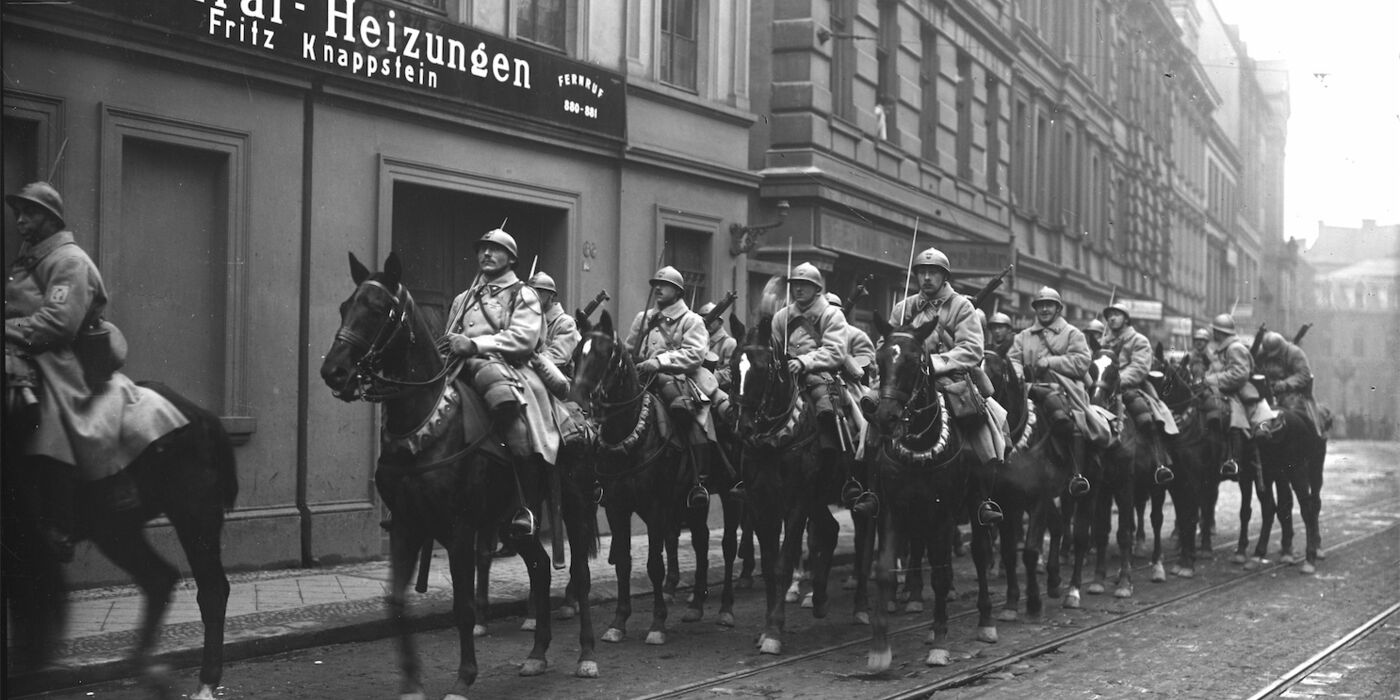 In unmittelbarer Nähe zum heutigen Kreisgebiet fand die Ruhrbesetzung statt: Patrouille von französischen Dragonern in Essen, 13. Januar 1923. Wikimedia Commons (Bibliothèque nationale de France).