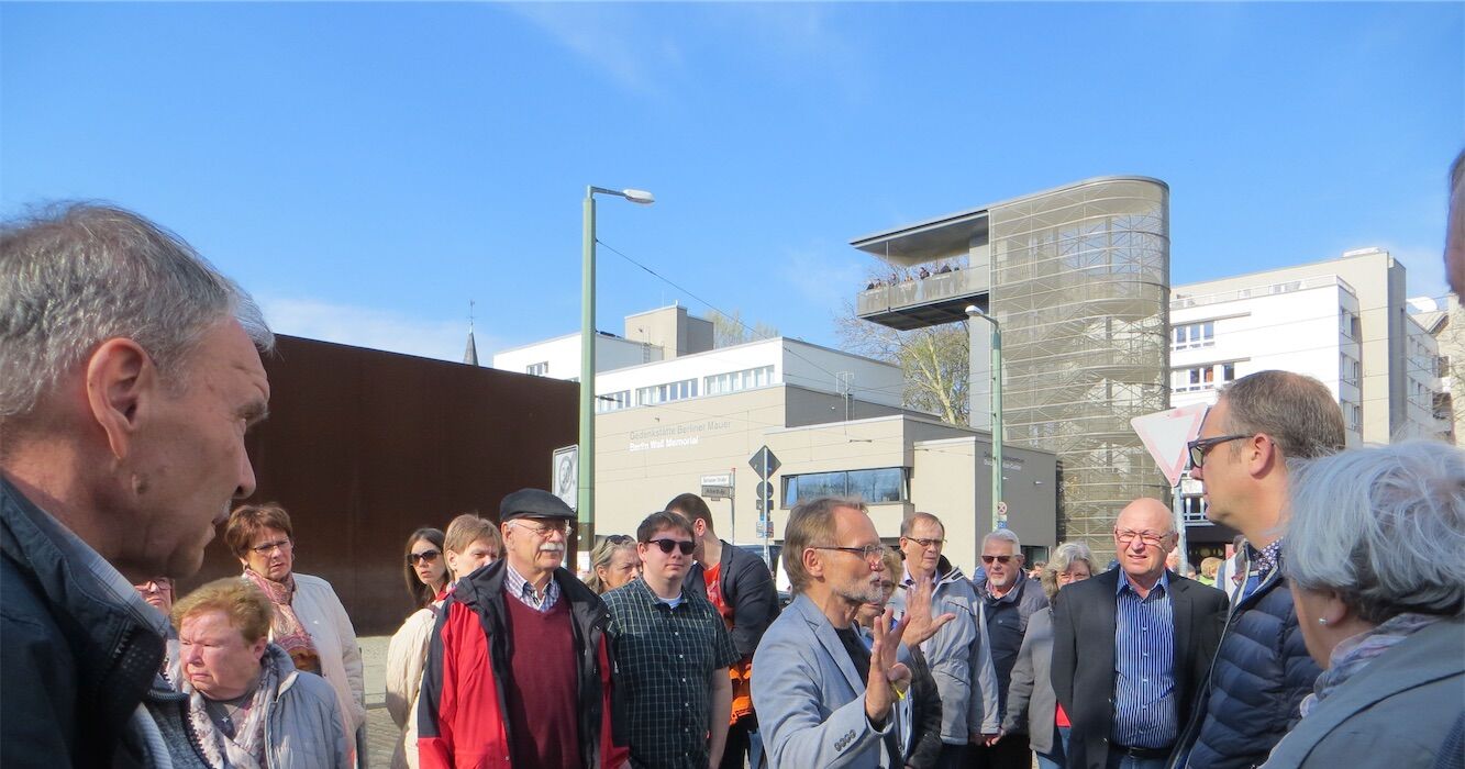 An der Mauergedenkstätte; Foto: Beate Pricking